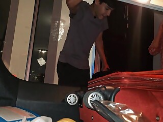 Milf latina leva dupla anal de dois jovens safados