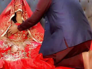 Noiva paquistanesa no vestido vermelho sendo fodida